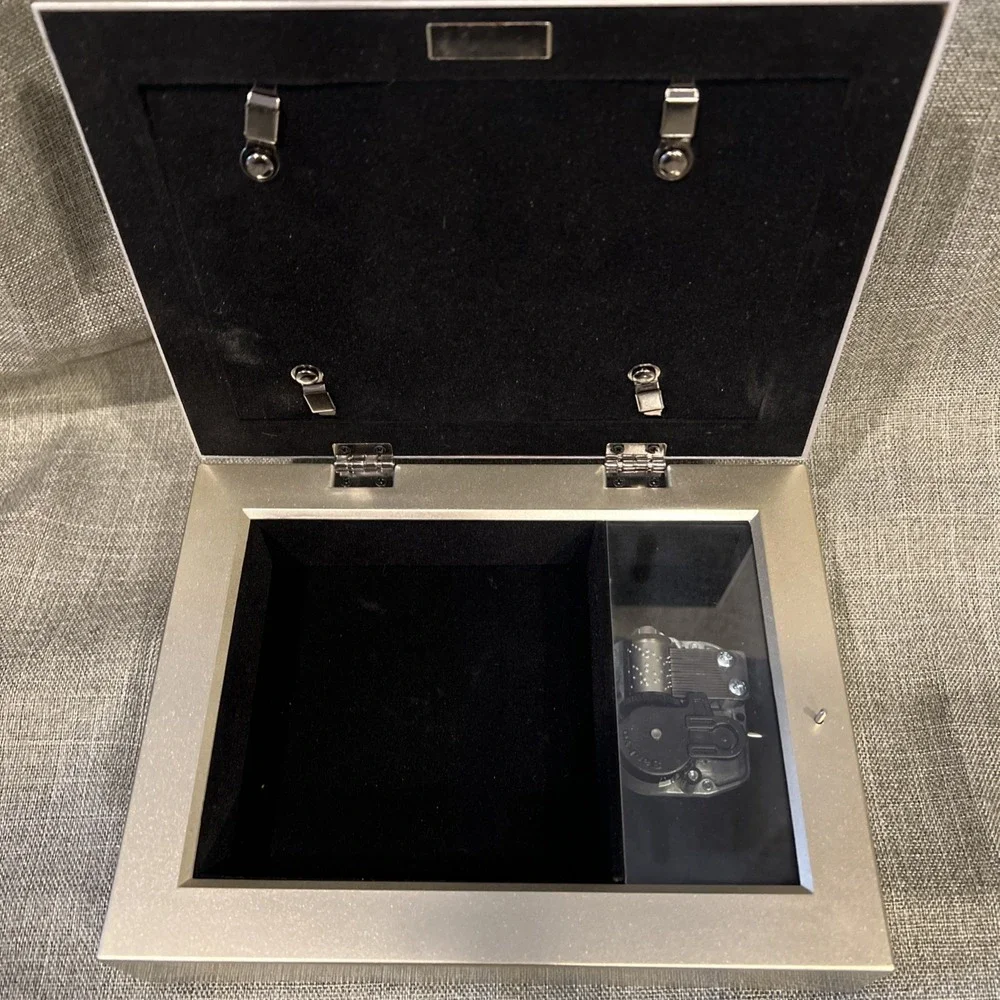 VTG Sankyo Noah's‎ Ark Music Jewelry Box /  Photo Frame - Plays Jesus loves Me